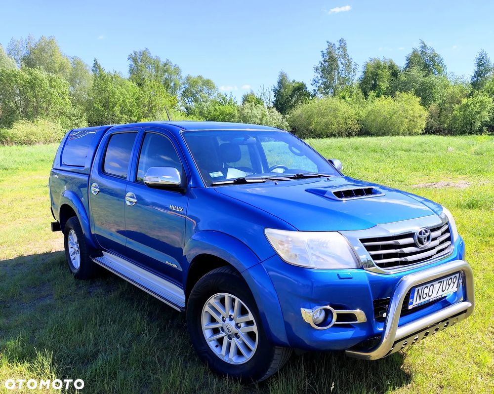 Toyota Hilux 3.0 D-4D Invincible - 2