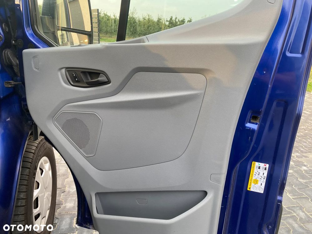 Ford Transit - 23