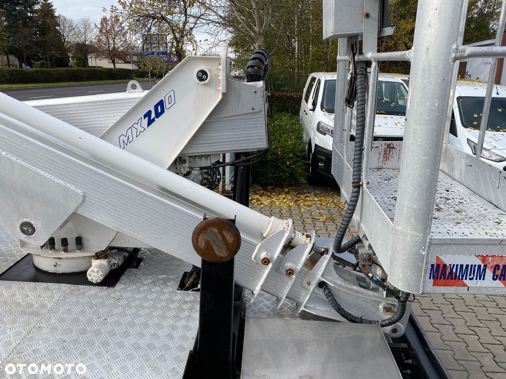 Nissan CABSTAR 3,0D PODNOŚNIK KOSZOWY MULTITEL MX200 20M WYS. ROBOCZA - 38