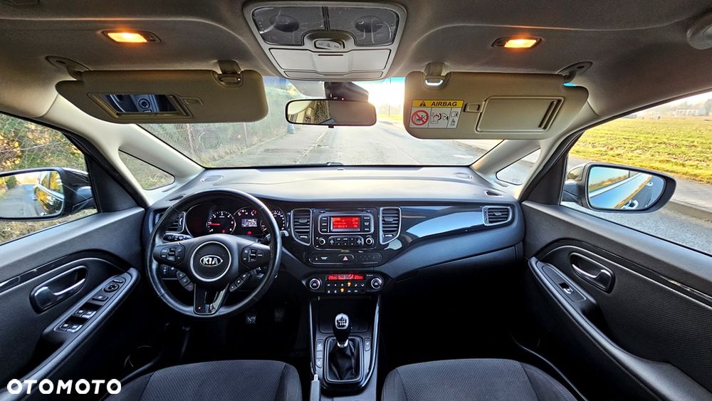 Kia Carens 1.7 CRDi Vision - 11