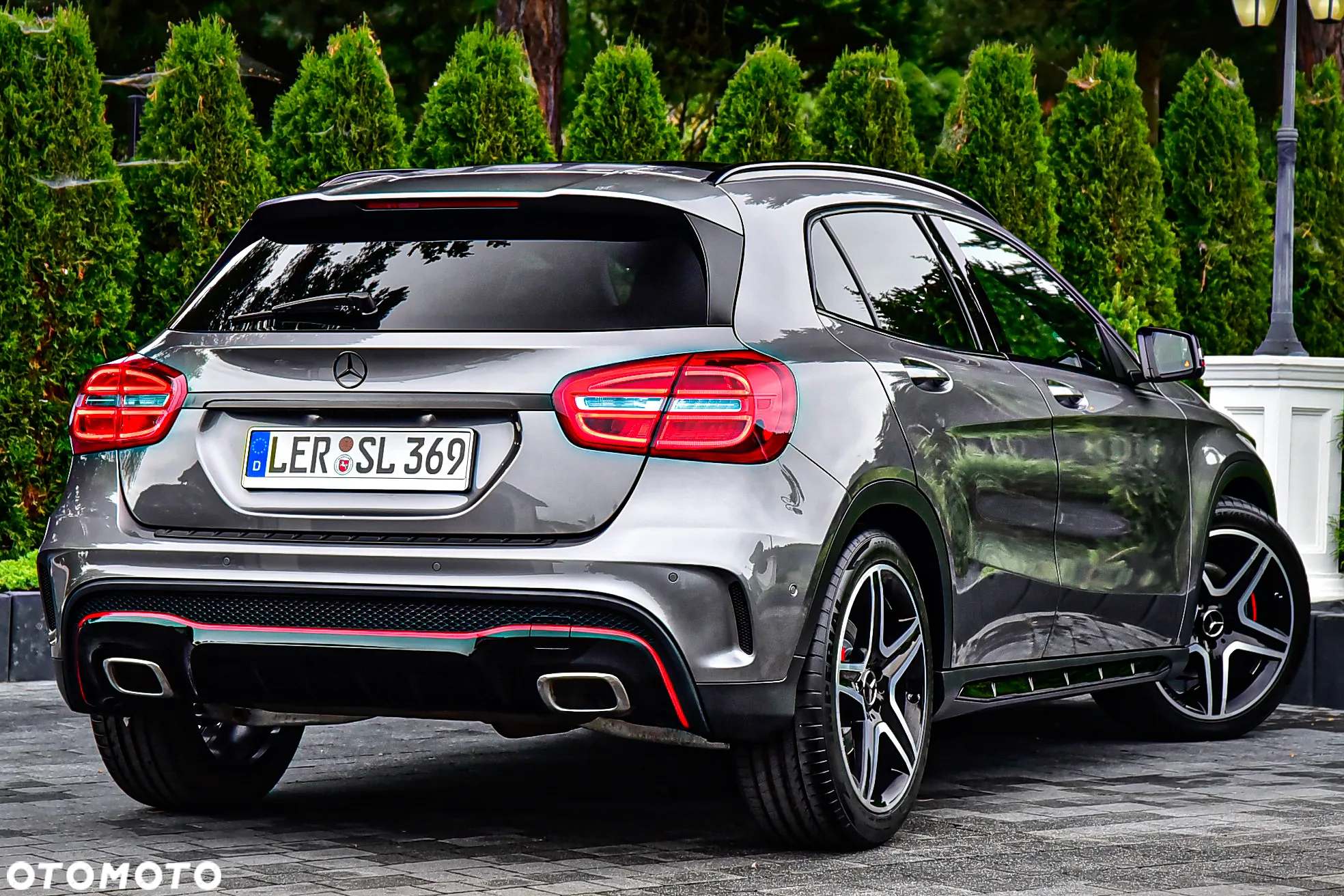Mercedes-Benz GLA 250 4Matic 7G-DCT AMG Line - 4