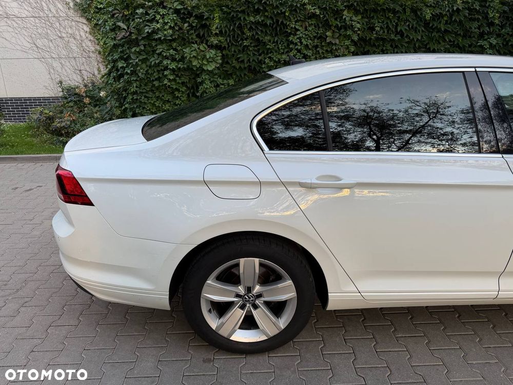 Volkswagen Passat 2.0 TSI Business DSG - 4