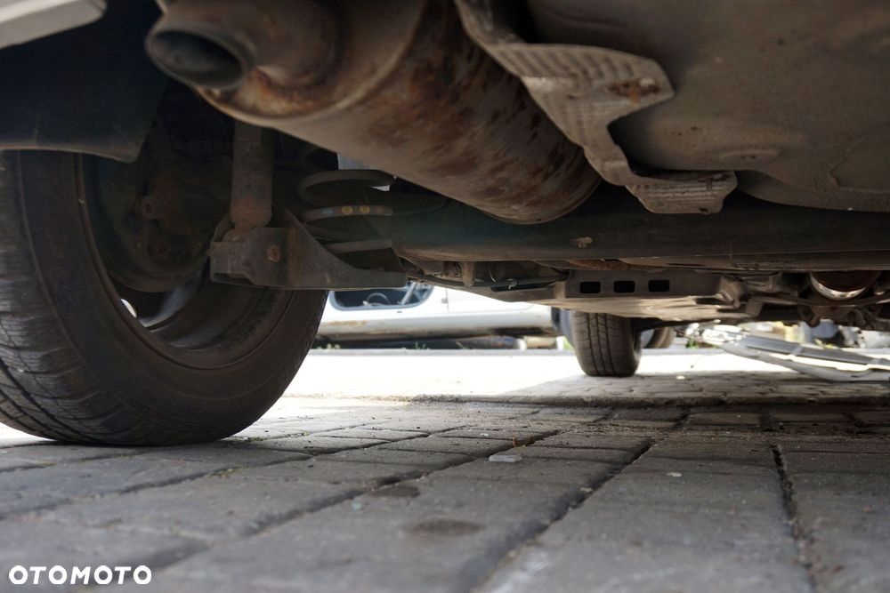 TYLNA OŚ BELKA ZAWIESZENIA FABIA III NJ3 5D HB  SKODA 2014-2018 - 2