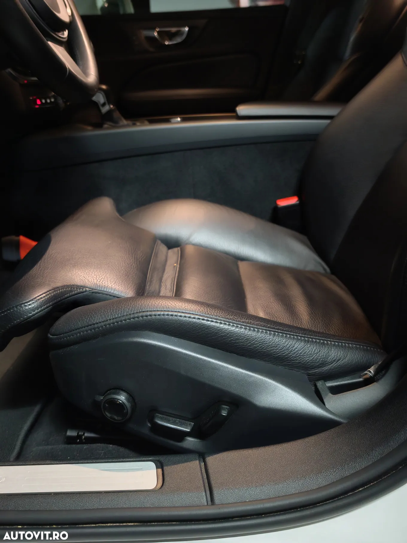 Volvo V60 B4 B DKG Core - 15