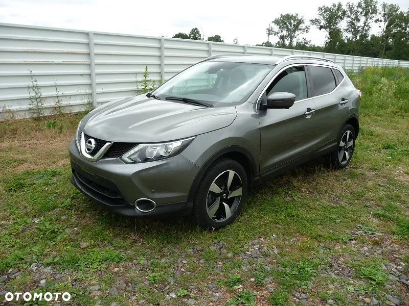 Nissan Qashqai - 1