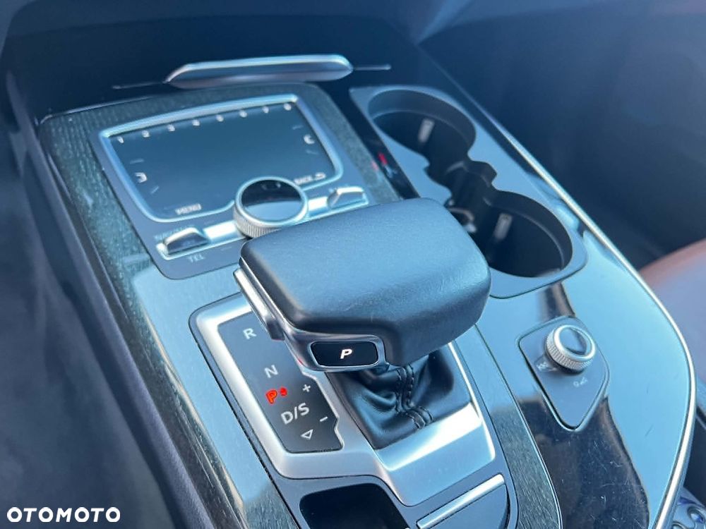 Audi Q7 3.0 TFSI Quattro Tiptronic - 36
