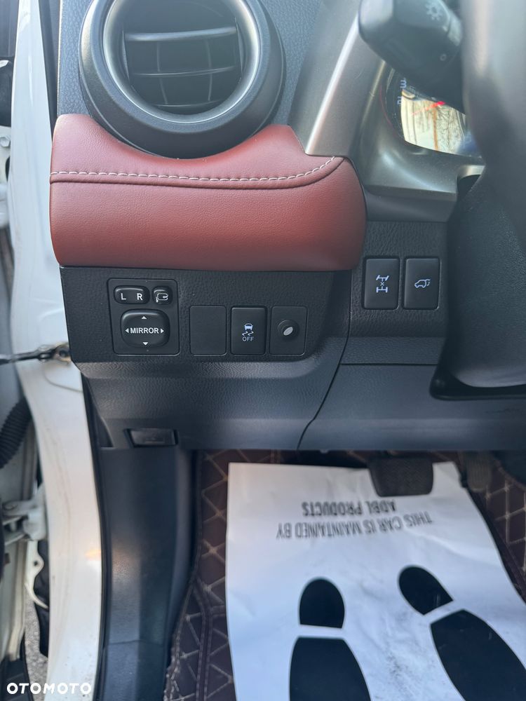 Toyota RAV4 2.0 Premium MS - 31