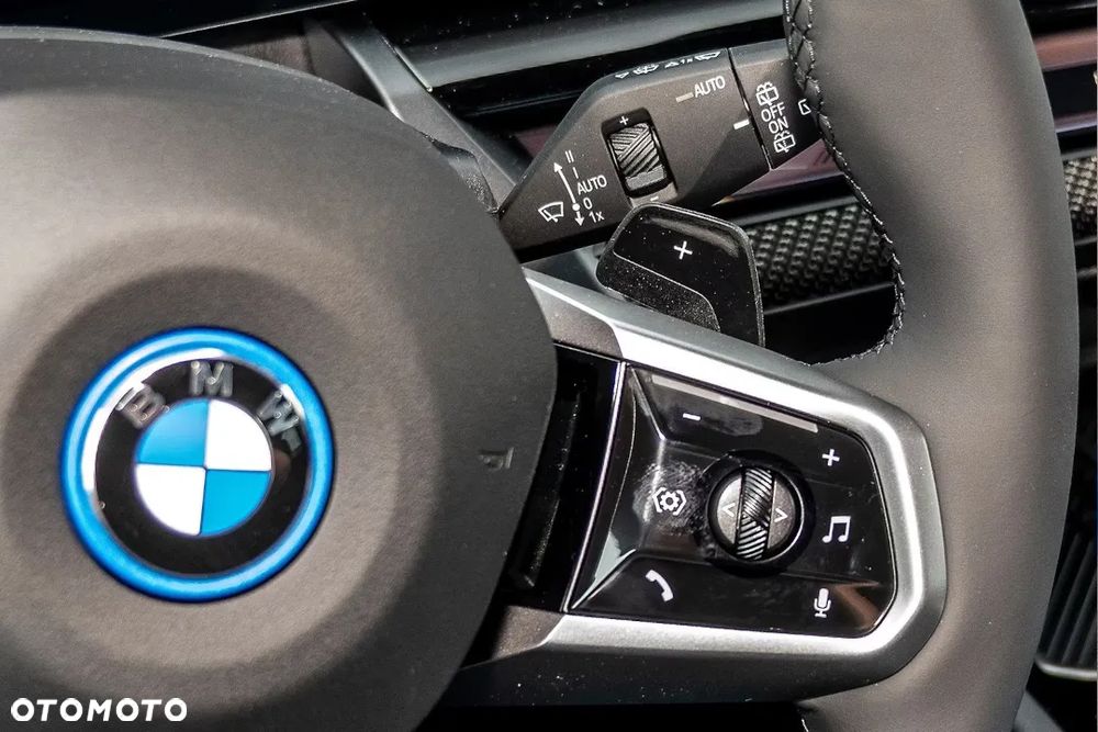 BMW Seria 5 520d xDrive mHEV - 9