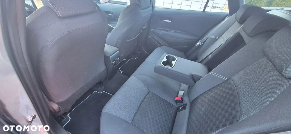 Toyota Corolla - 21