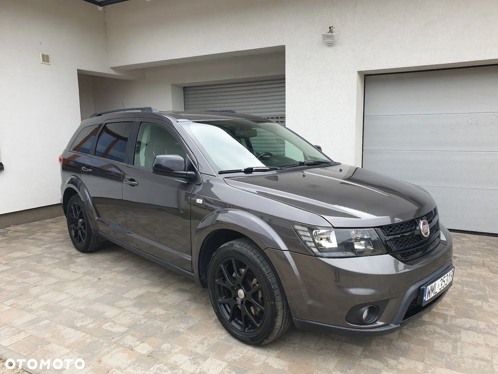 Fiat Freemont 2.0 Multijet Black Code AWD - 1