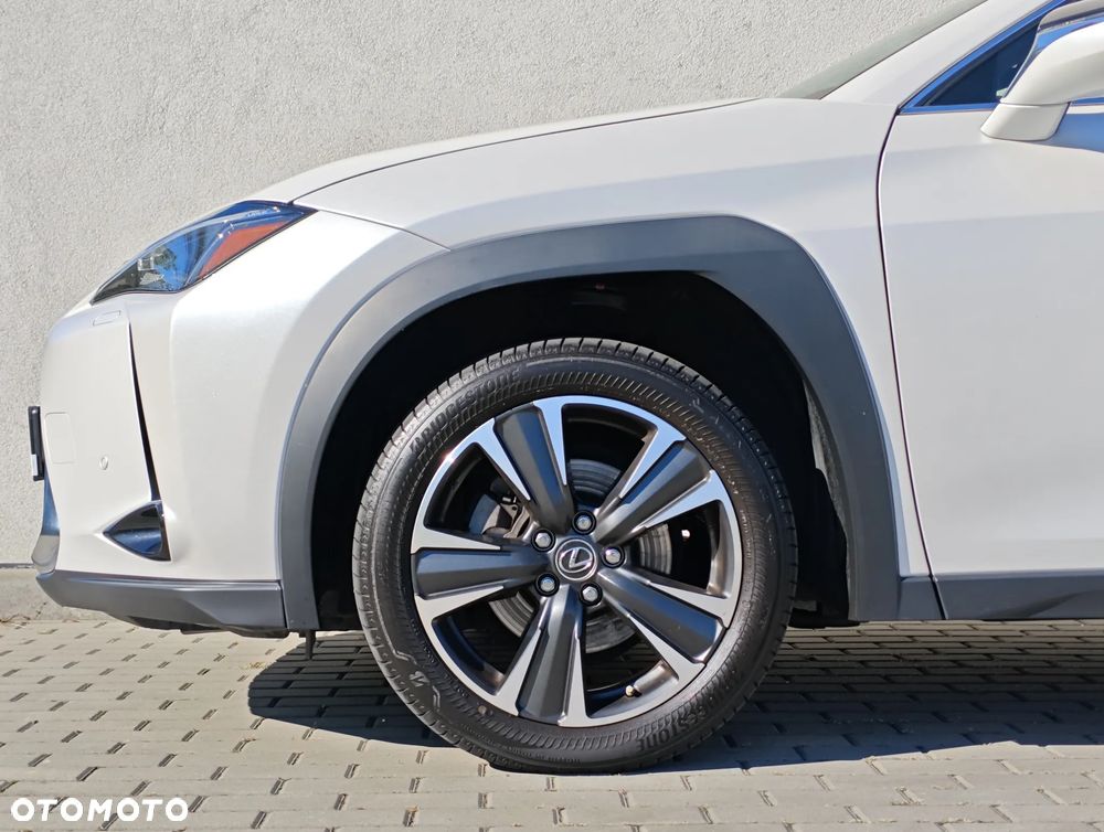 Lexus UX 250h GPF Business 2WD - 20