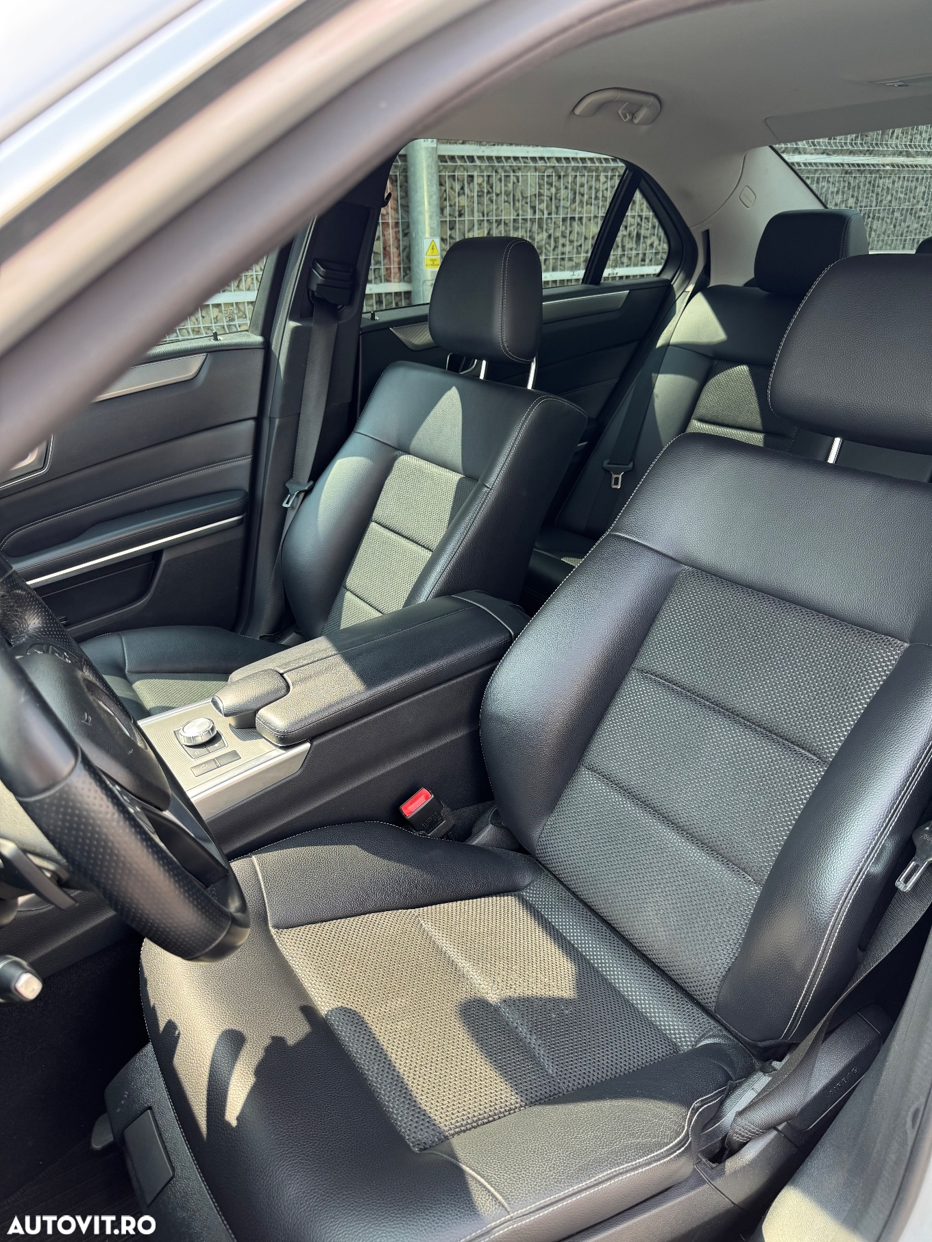 Mercedes-Benz E 300 T BlueTEC HYBRID 7G-TRONIC - 18