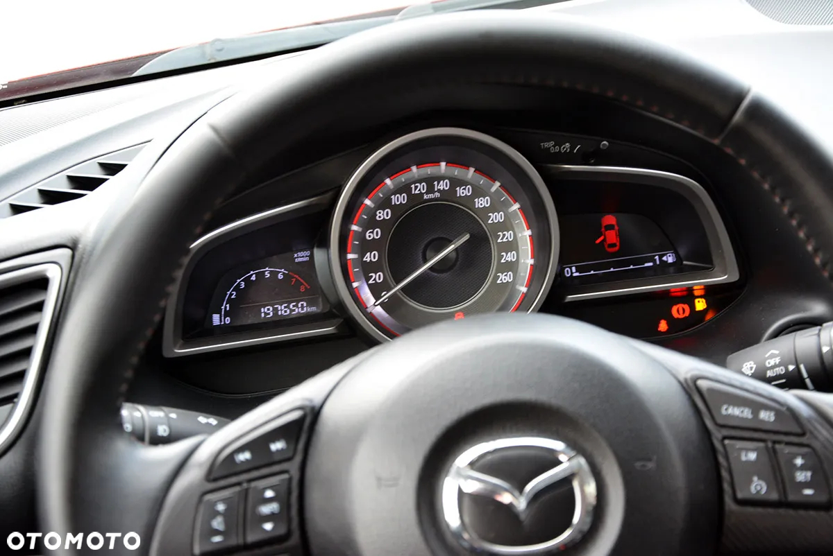 Mazda 3 - 15