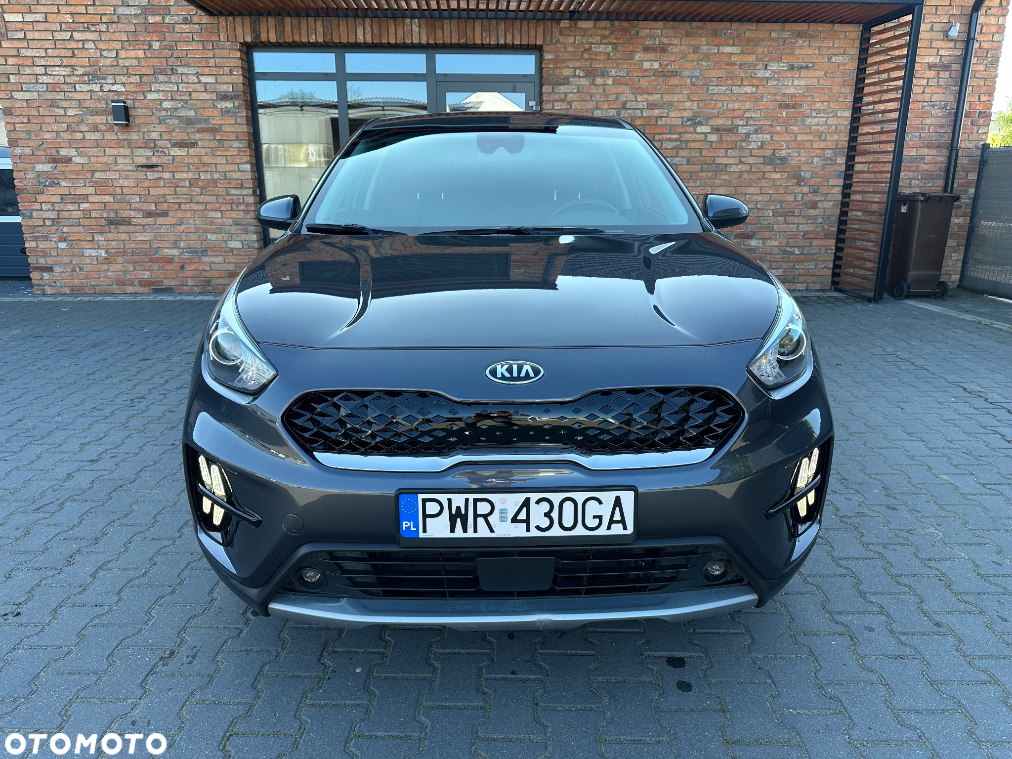 Kia Niro 1.6 GDI Hybrid L Business Line - 18