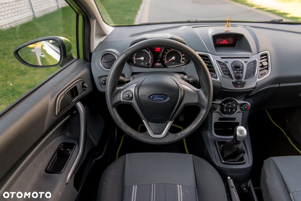 Ford Fiesta - 36