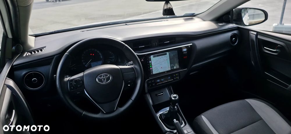 Toyota Auris 1.4 D-4D Premium - 16