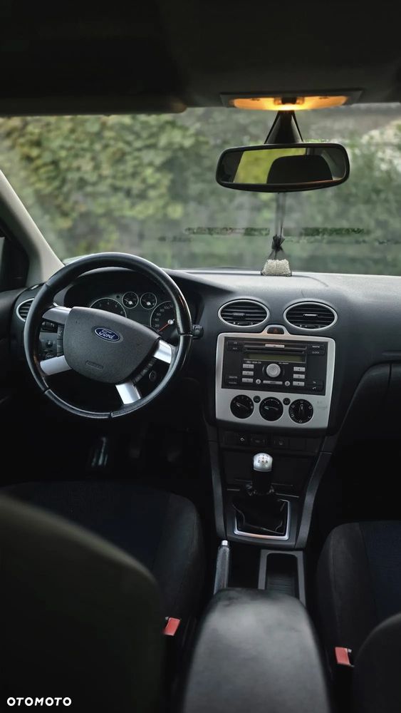 Ford Focus - 9