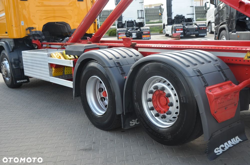 Scania 6x2 HAKOWIEC / MEILLER / OŚ POD. i SKRĘTNA / ACC / Z NIEMIEC / 1093 - 11