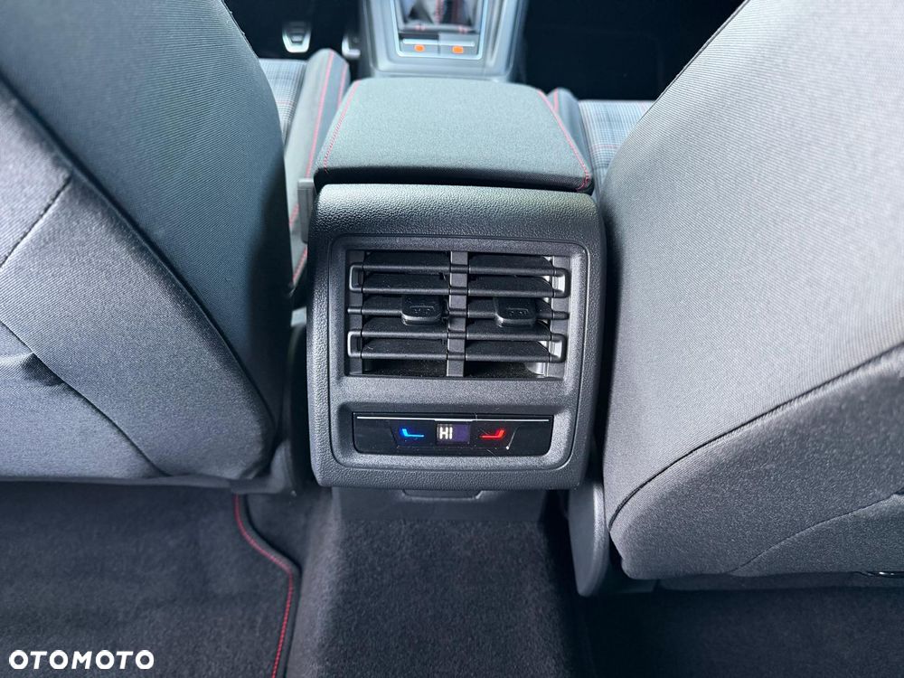 Volkswagen Golf 2.0 TSI OPF GTI - 16