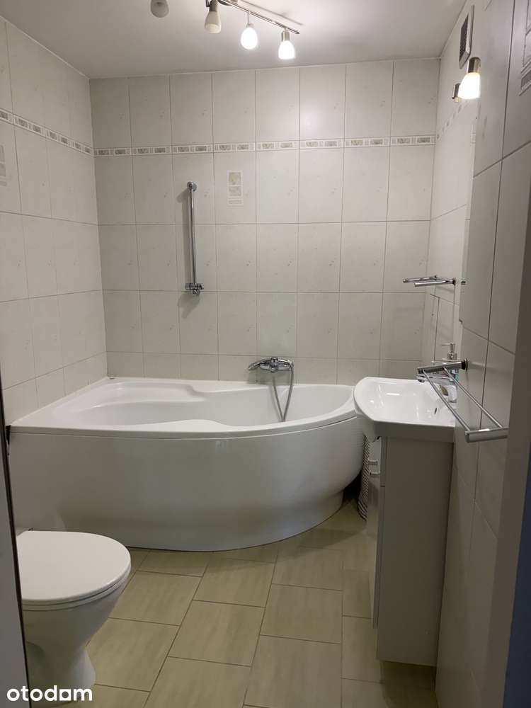 Mieszkanie na Dolnym Mokotowie z balkonem i miejscem postojowym
