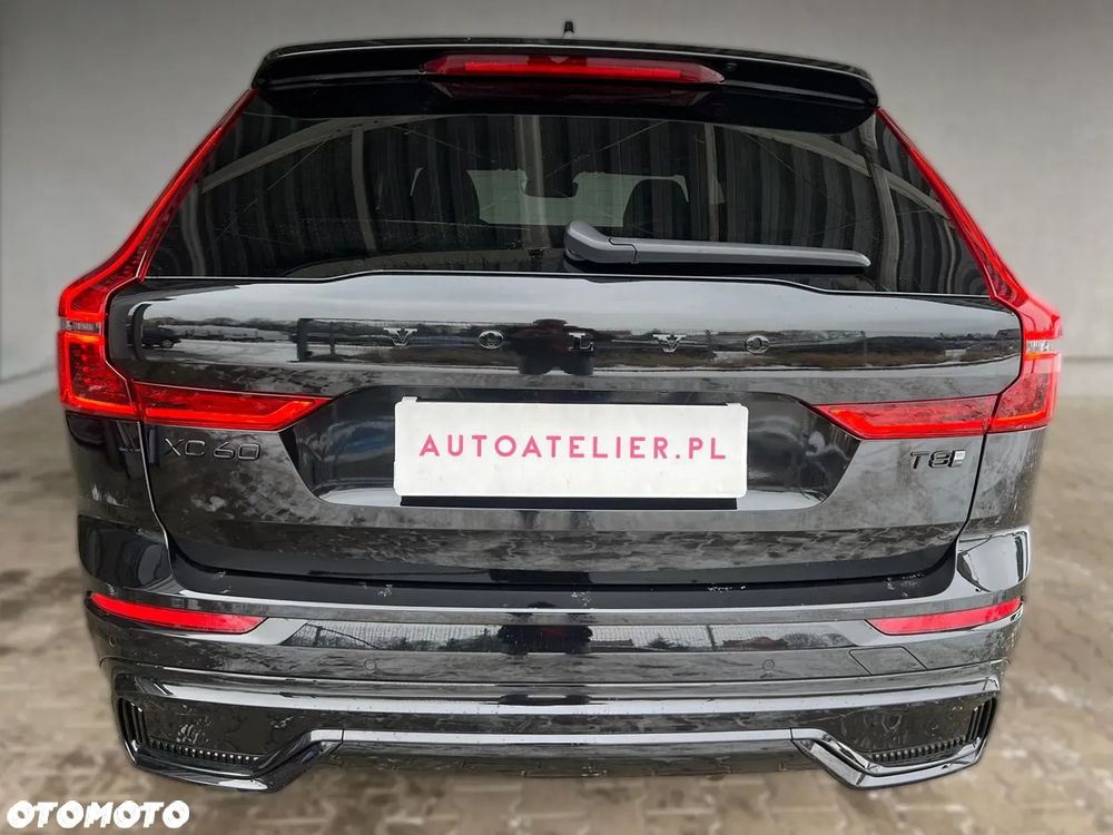 Volvo XC 60 T8 Plug-In Hybrid AWD Plus Black Edition - 11