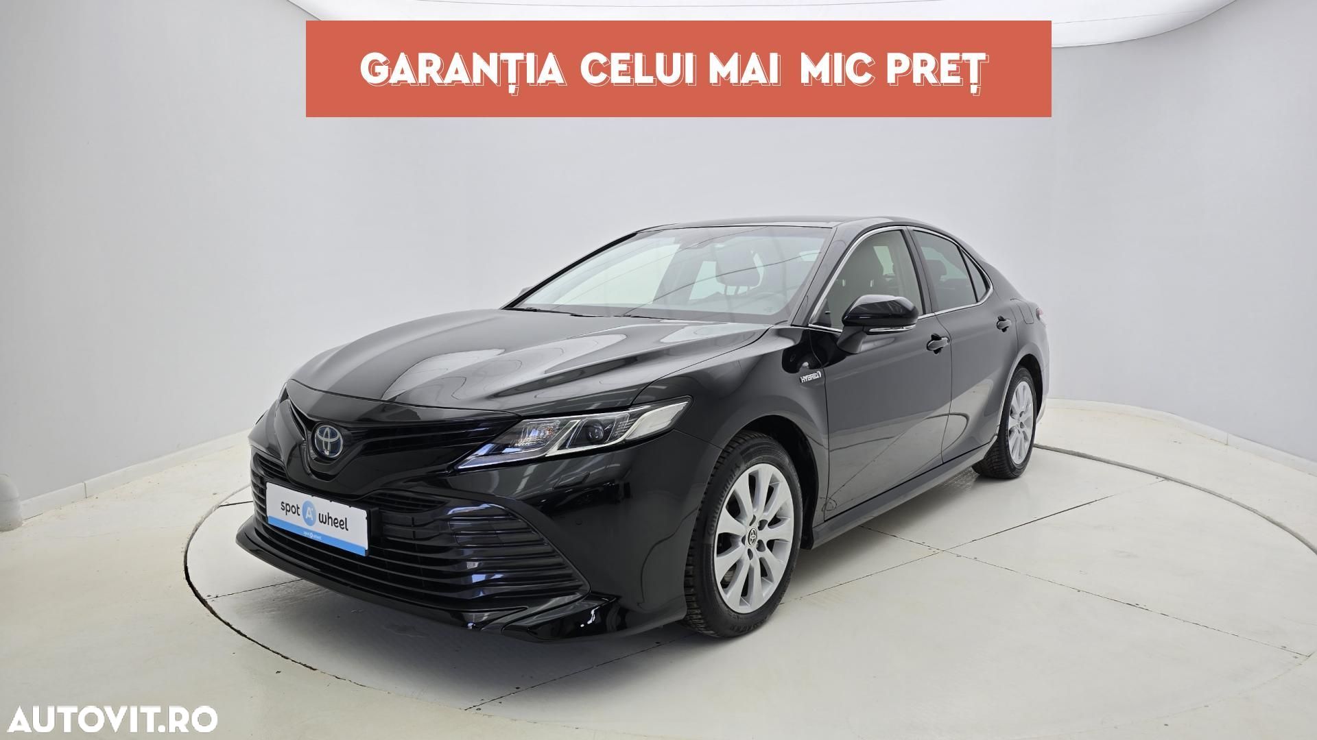 Toyota Camry - 1