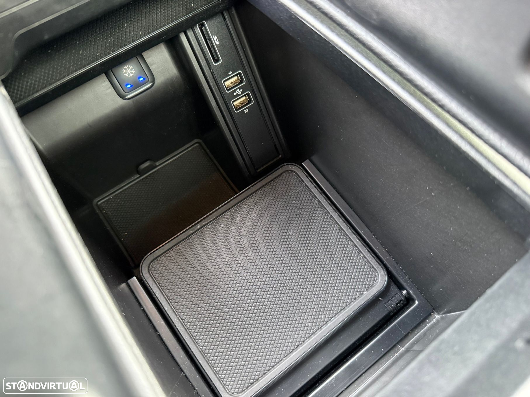 Mercedes-Benz V 220 d Longo Avantgarde - 19