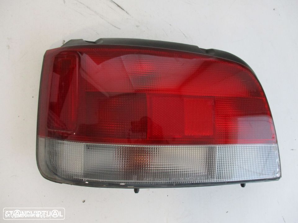 Farol Farolim Trás Suzuki Baleno Esquerdo - 1