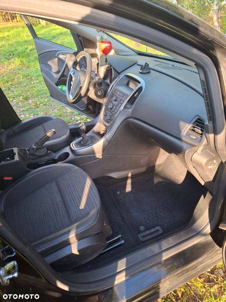 Opel Astra - 4