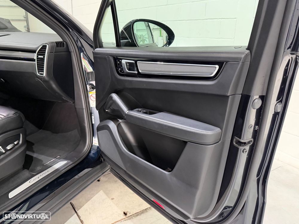 Porsche Cayenne E-Hybrid - 39