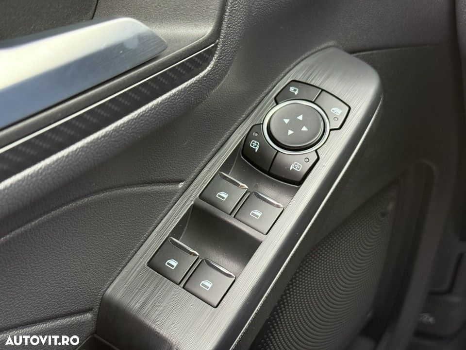 Ford Kuga - 15