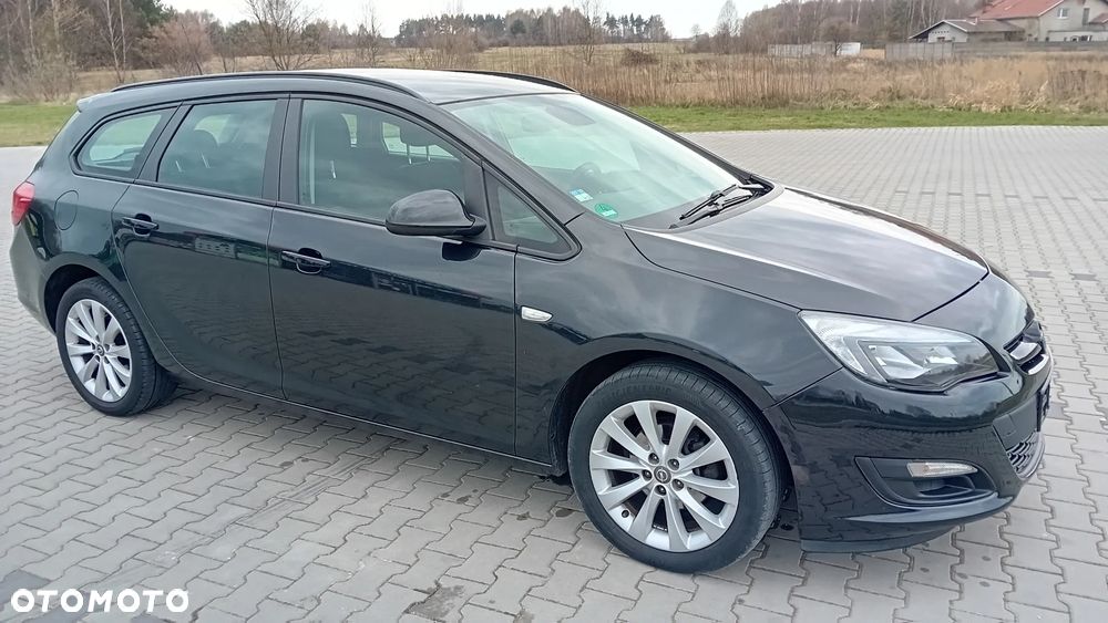 Opel Astra 1.4 Turbo Edition Sport - 2