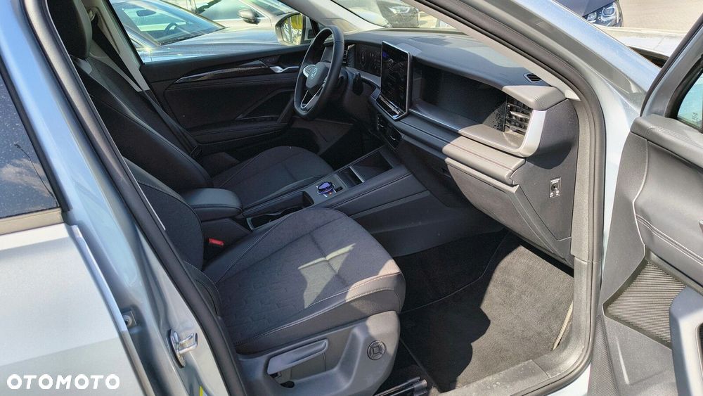 Volkswagen Tayron - 12