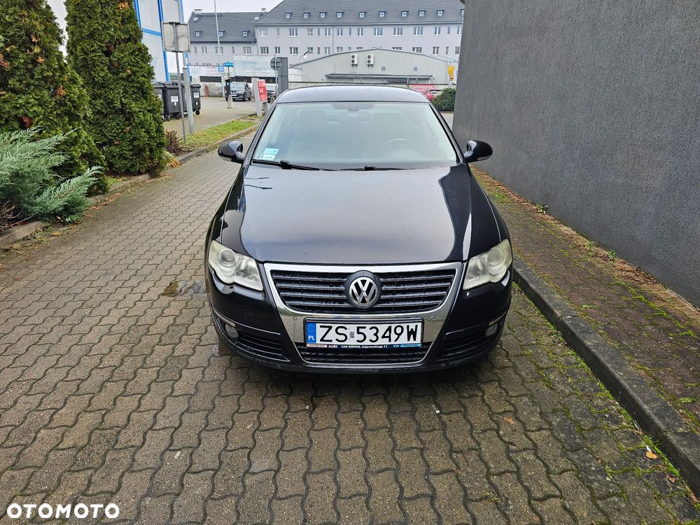 Volkswagen Passat 2.0 TDI Highline - 2