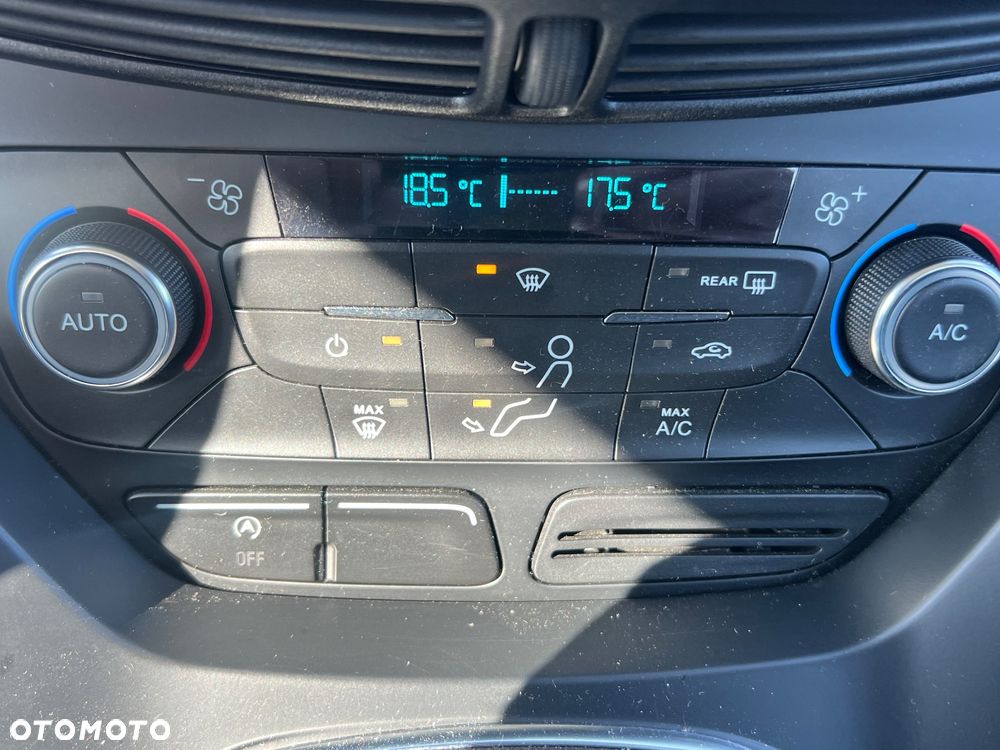 Ford Kuga 1.5 EcoBoost FWD Titanium ASS MMT6 - 15