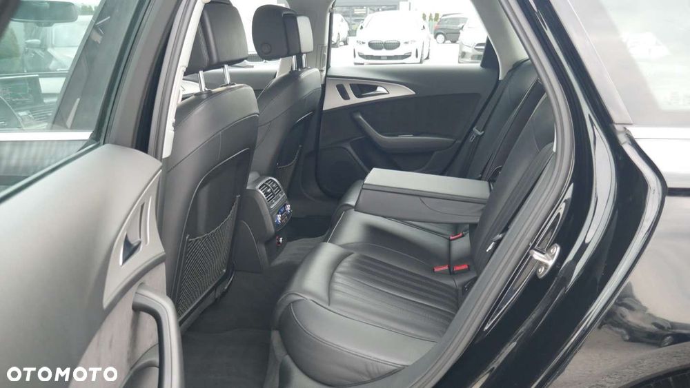 Audi A6 Avant - 16