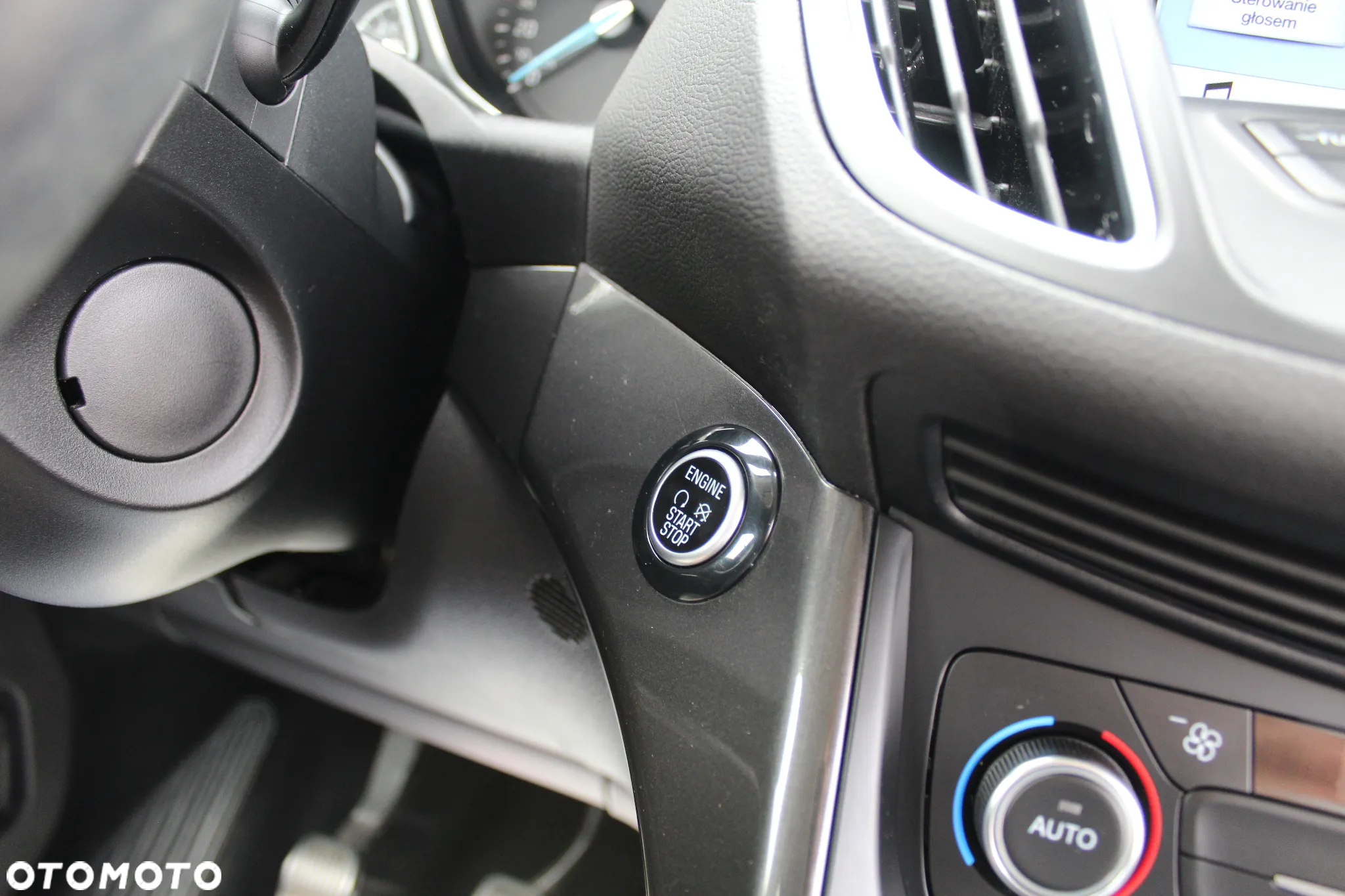 Ford C-MAX 1.0 EcoBoost Titanium ASS - 28