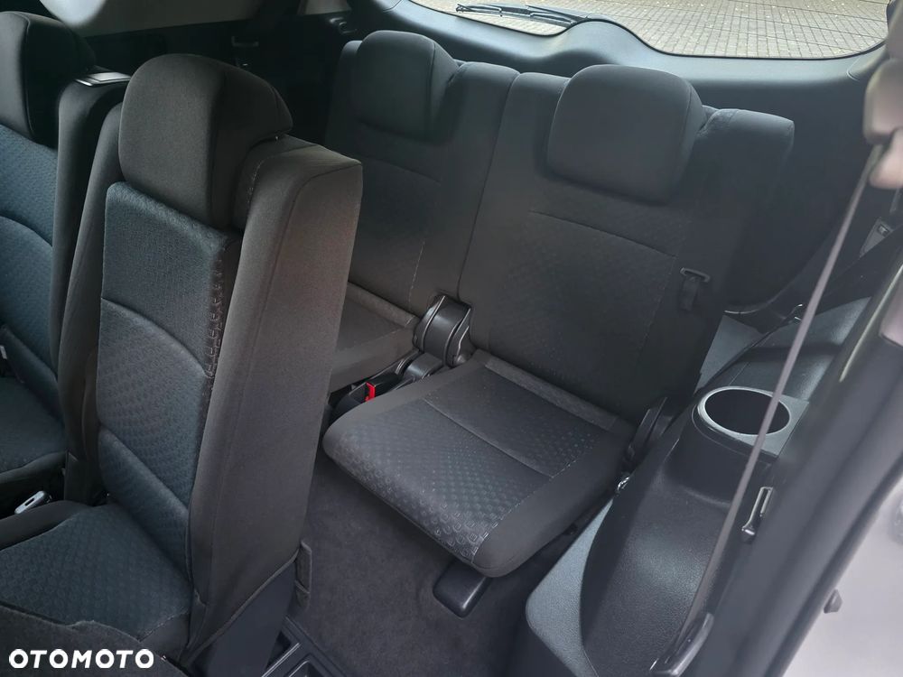 Toyota Verso 1.6 7-Sitzer Life - 17