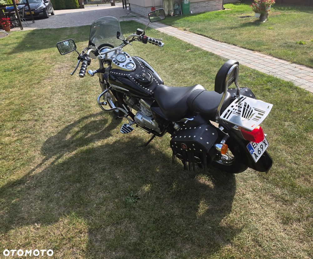 Honda Shadow - 13