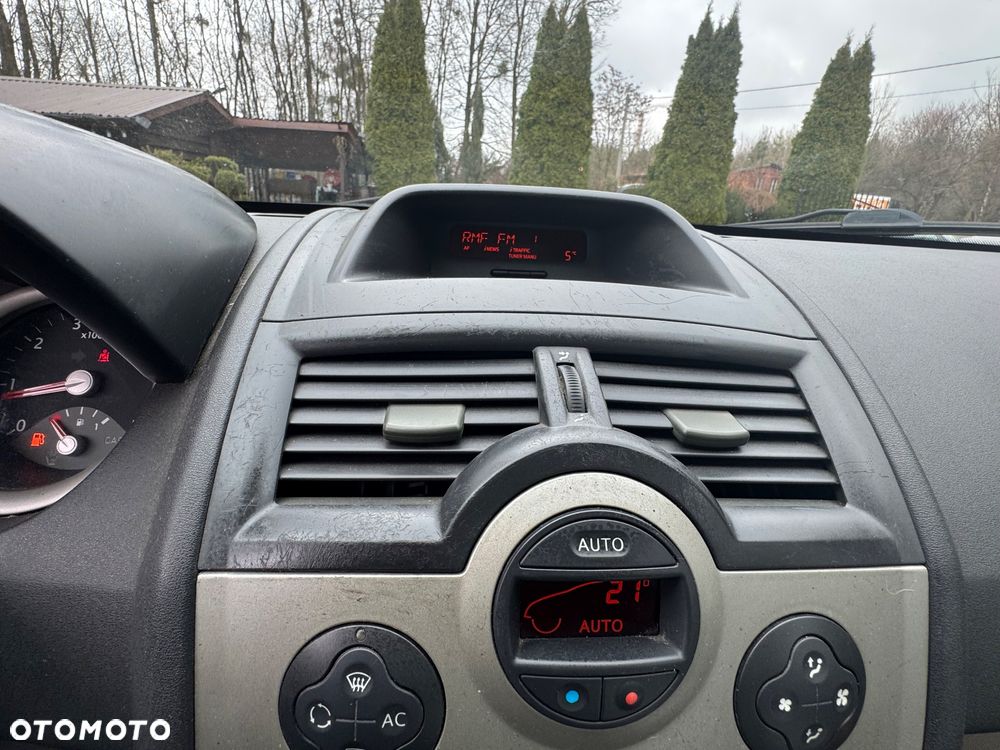 Renault Megane 2.0 Luxe Privilege - 21