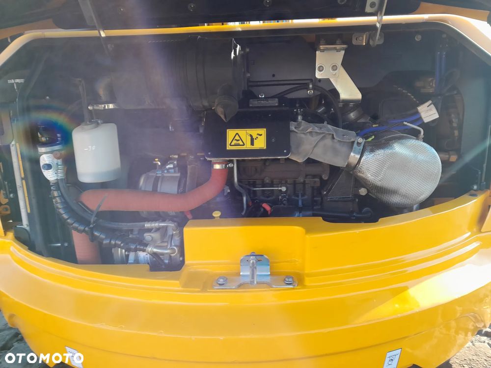 JCB 90Z-2  2022R - 21