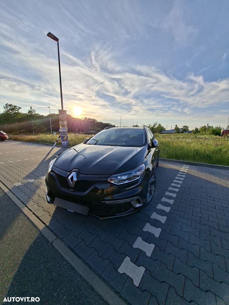 Renault Megane ENERGY TCe 205 EDC GT - 4