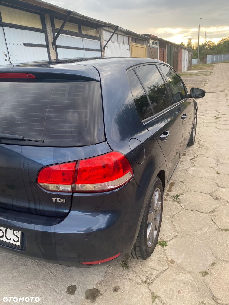 Volkswagen Golf - 5