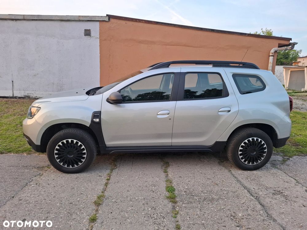 Dacia Duster 1.6 SCe Blackshadow 4x4 S&S - 2