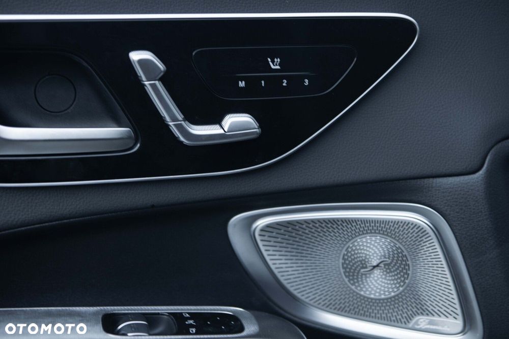 Mercedes-Benz CLE 300 mHEV 4-Matic AMG Line - 19