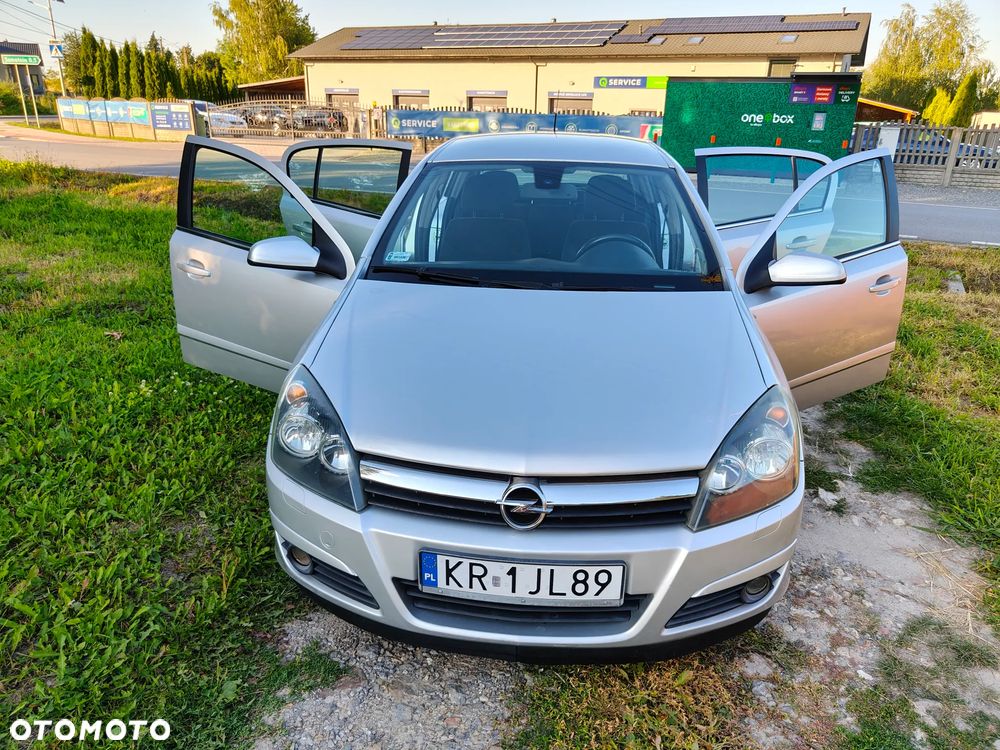 Opel Astra 1.6 Elegance - 22