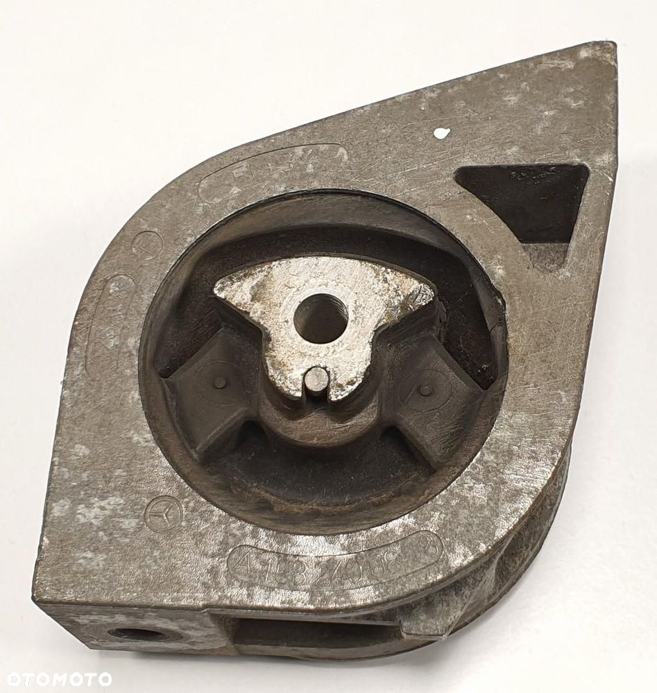 ŁAPA PODUSZKA SILNIKA MERCEDES W168 1.4 A1682400618 - 1
