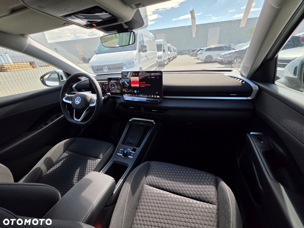 Volkswagen T-Roc 1.5 eTSI Life DSG - 11