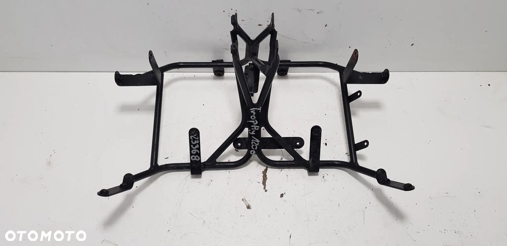 Triumph Trophy 1200 STELAŻ PRZÓD - 1