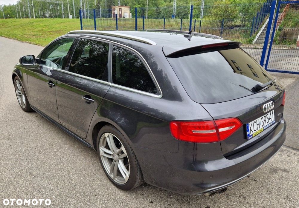 Audi A4 Avant 2.0 TDI DPF quattro S line Sportpaket - 5